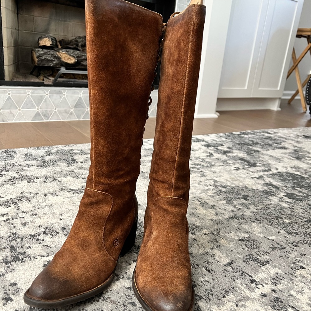 Born Boots Size 7.5